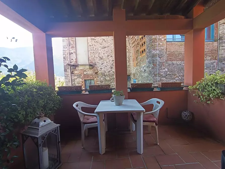 Immagine 9 di Casa semindipendente in vendita  a Borgo A Mozzano