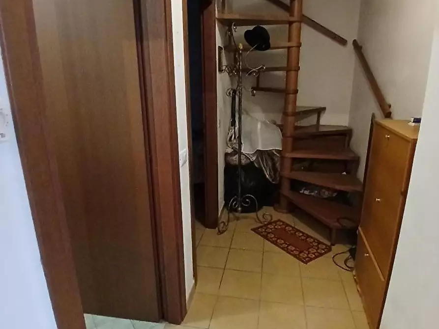 Immagine 11 di Appartamento in vendita  a Calcinaia