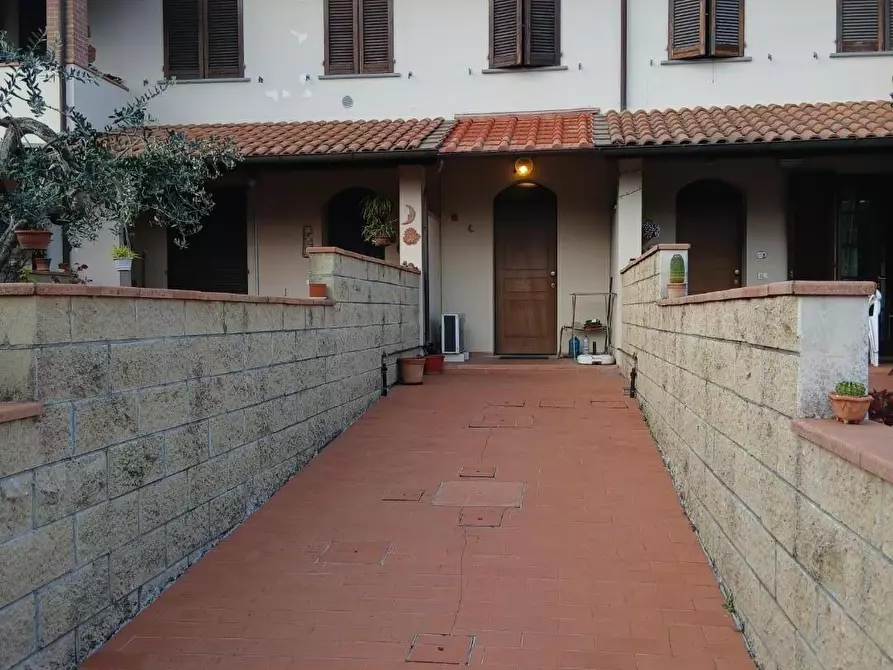 Immagine 13 di Appartamento in vendita  a Calcinaia