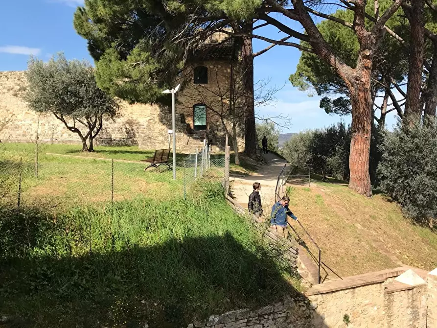 Immagine 10 di Appartamento in vendita  a San Gimignano