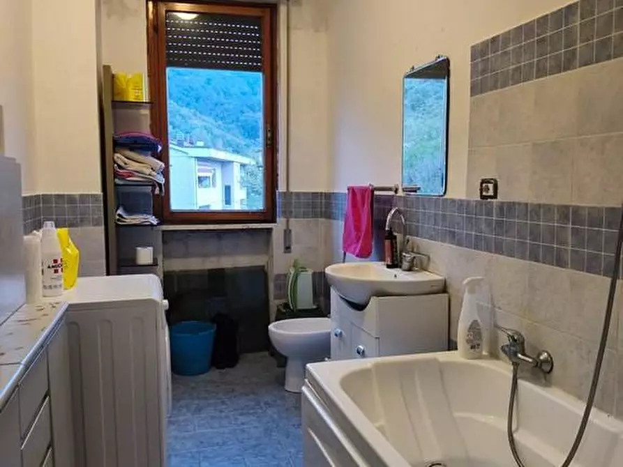 Immagine 9 di Appartamento in vendita  a Carrara