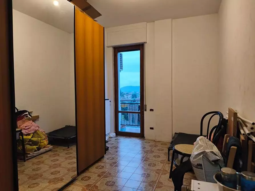 Immagine 5 di Appartamento in vendita  a Carrara