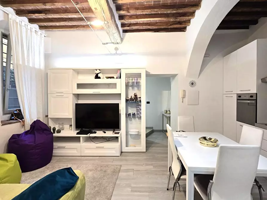 Immagine 3 di Appartamento in vendita  a Colle Di Val D'elsa