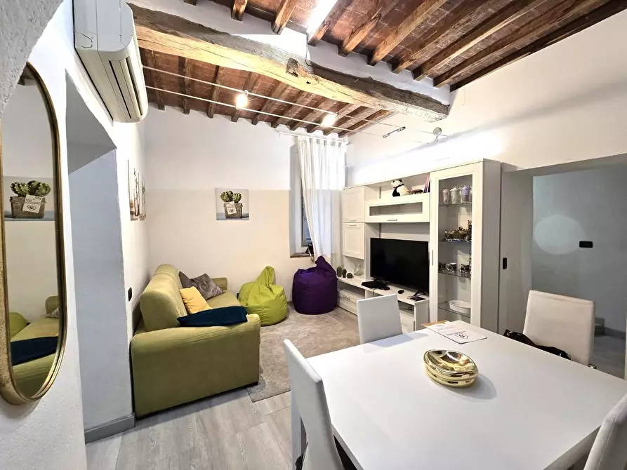 Immagine 2 di Appartamento in vendita  a Colle Di Val D'elsa