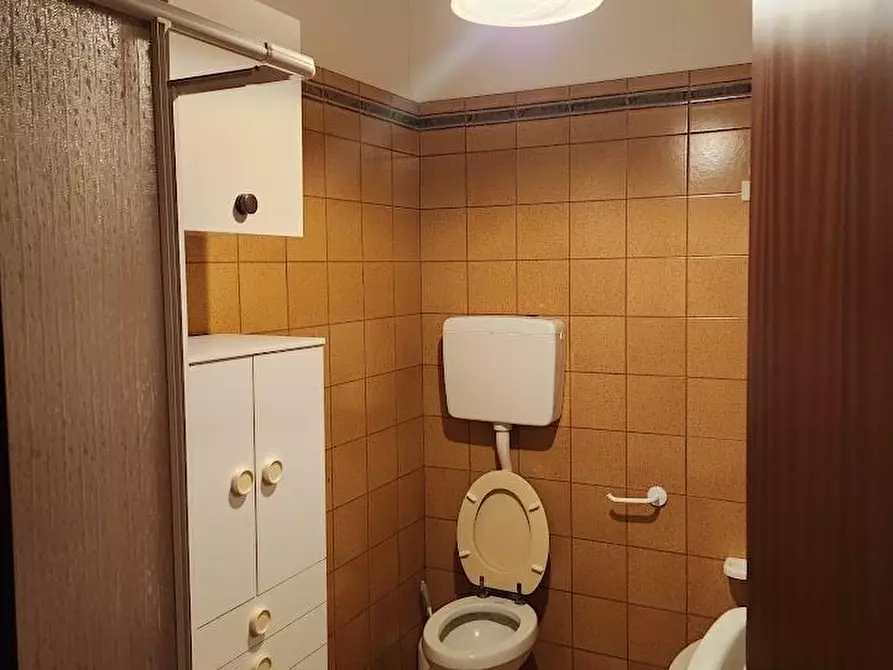 Immagine 5 di Appartamento in vendita  a Carrara