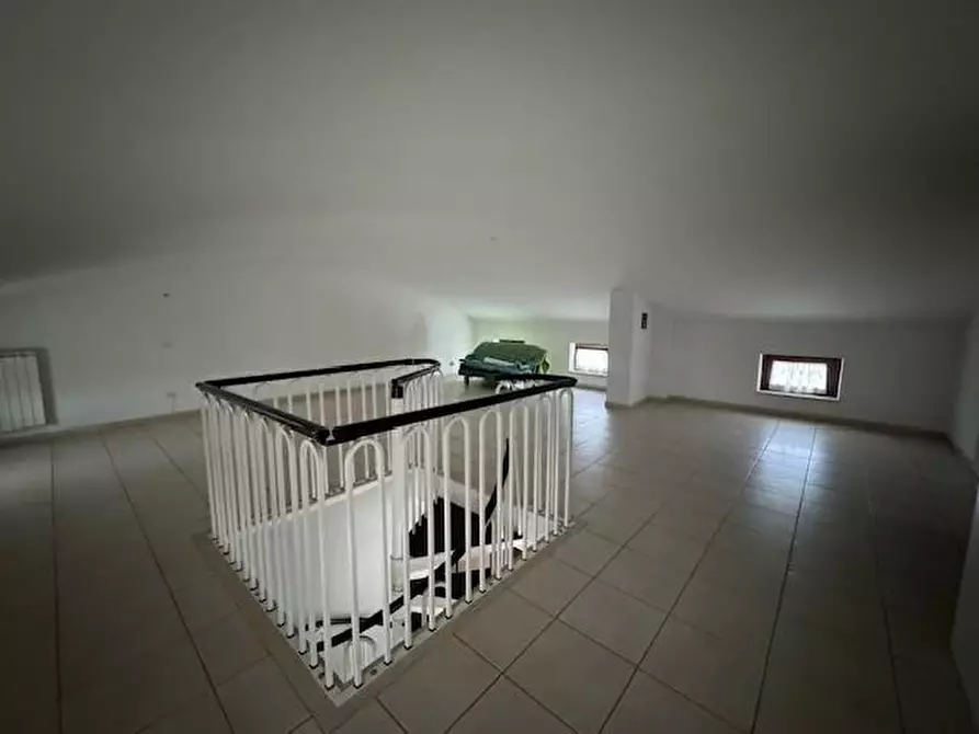 Immagine 22 di Appartamento in vendita  a Livorno