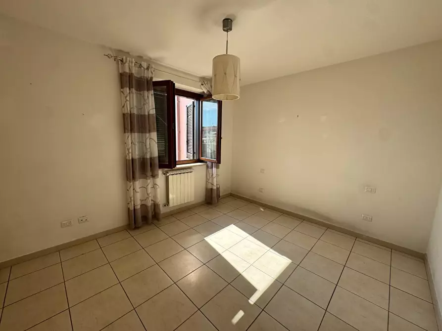 Immagine 52 di Appartamento in vendita  a Livorno