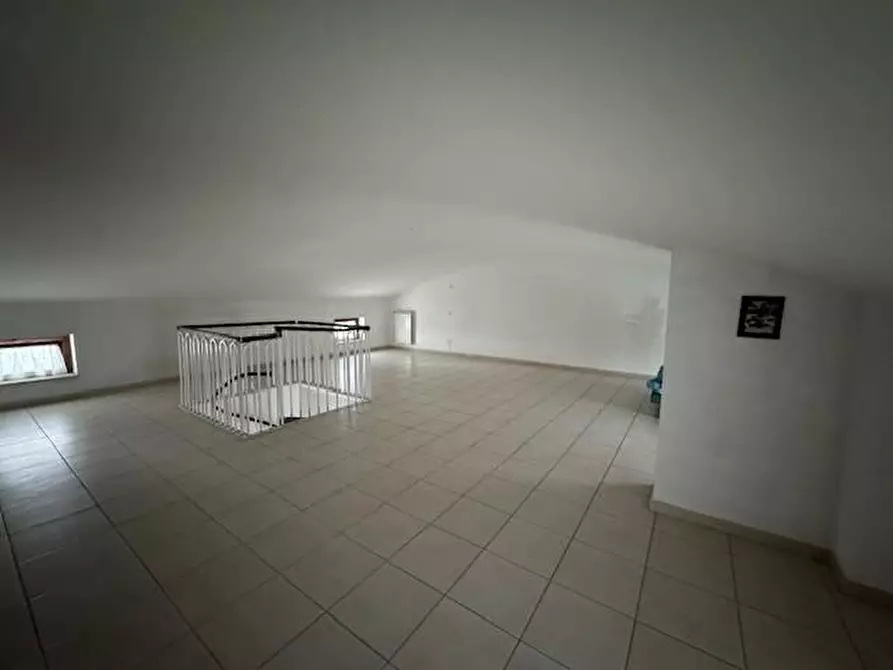 Immagine 23 di Appartamento in vendita  a Livorno