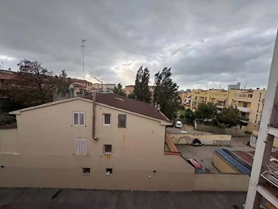 Immagine 14 di Appartamento in vendita  a Livorno