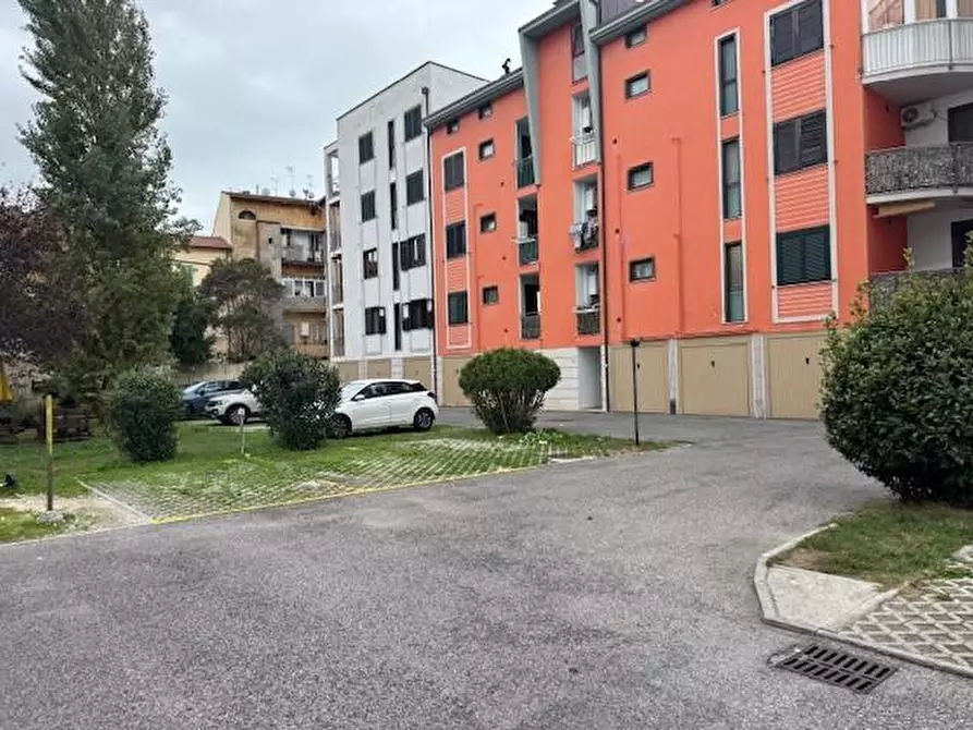 Immagine 31 di Appartamento in vendita  a Livorno