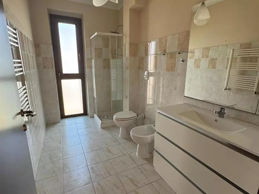 Immagine 51 di Appartamento in vendita  a Livorno