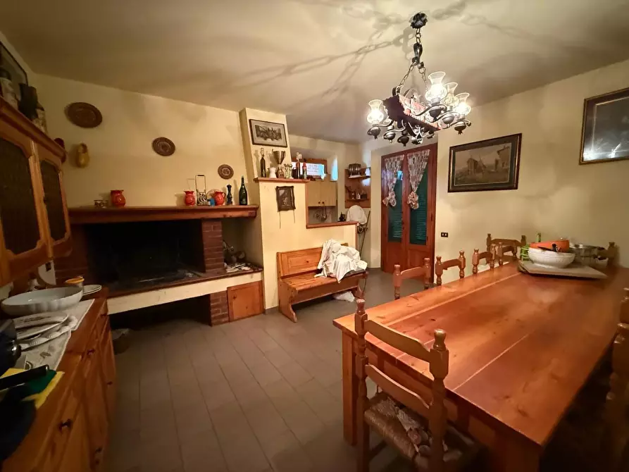 Immagine 11 di Casa bifamiliare in vendita  a Fucecchio