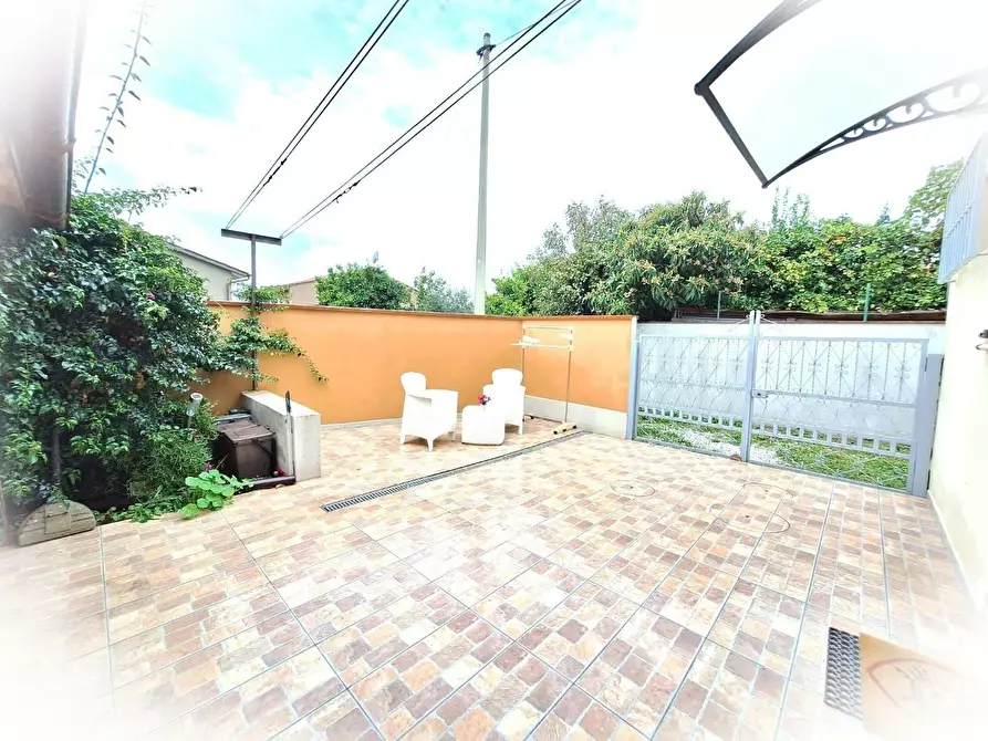 Immagine 2 di Casa indipendente in vendita  a Vicopisano