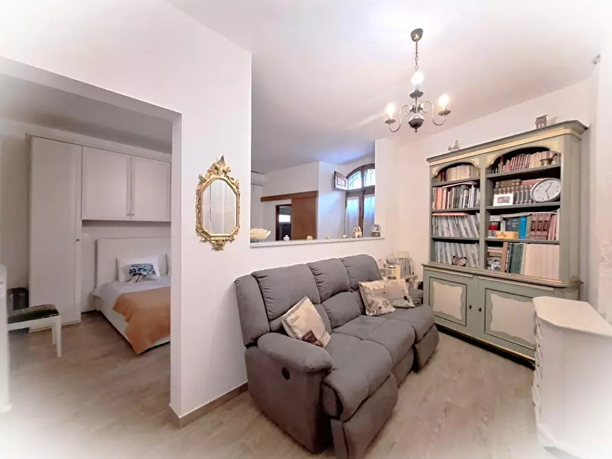 Immagine 14 di Casa indipendente in vendita  a Vicopisano