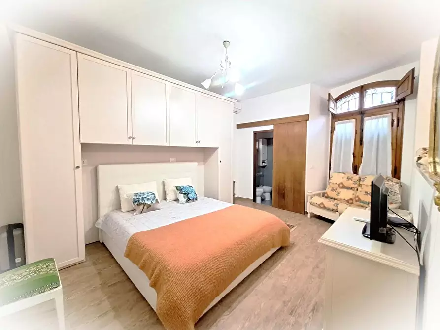 Immagine 16 di Casa indipendente in vendita  a Vicopisano