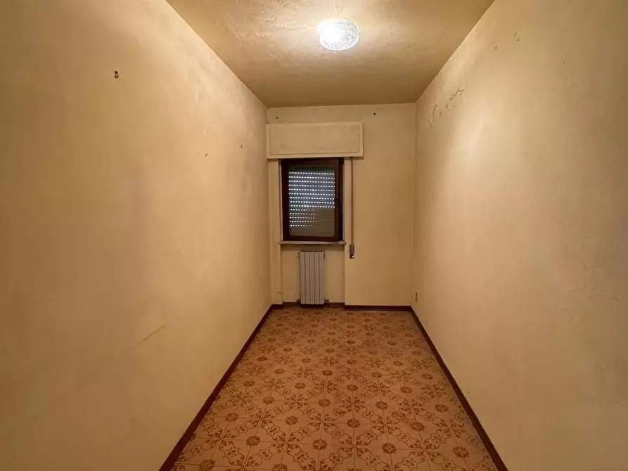 Immagine 39 di Casa indipendente in vendita  a Lucca