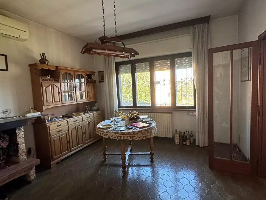Immagine 46 di Casa indipendente in vendita  a Lucca