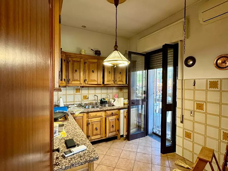 Immagine 51 di Casa indipendente in vendita  a Lucca