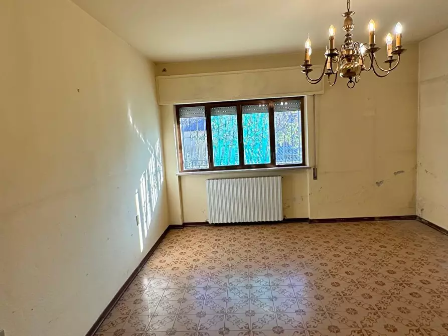 Immagine 36 di Casa indipendente in vendita  a Lucca