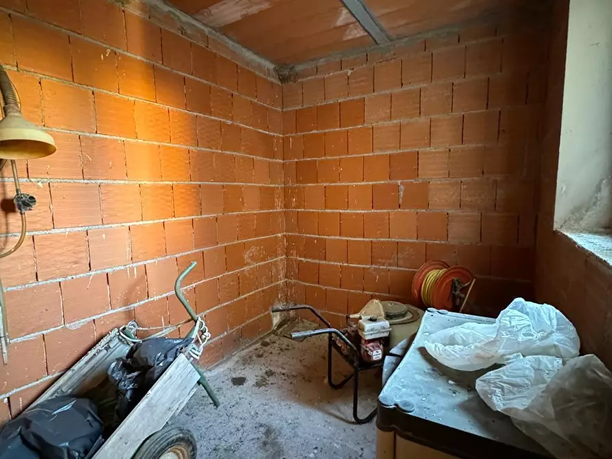 Immagine 25 di Casa indipendente in vendita  a Lucca