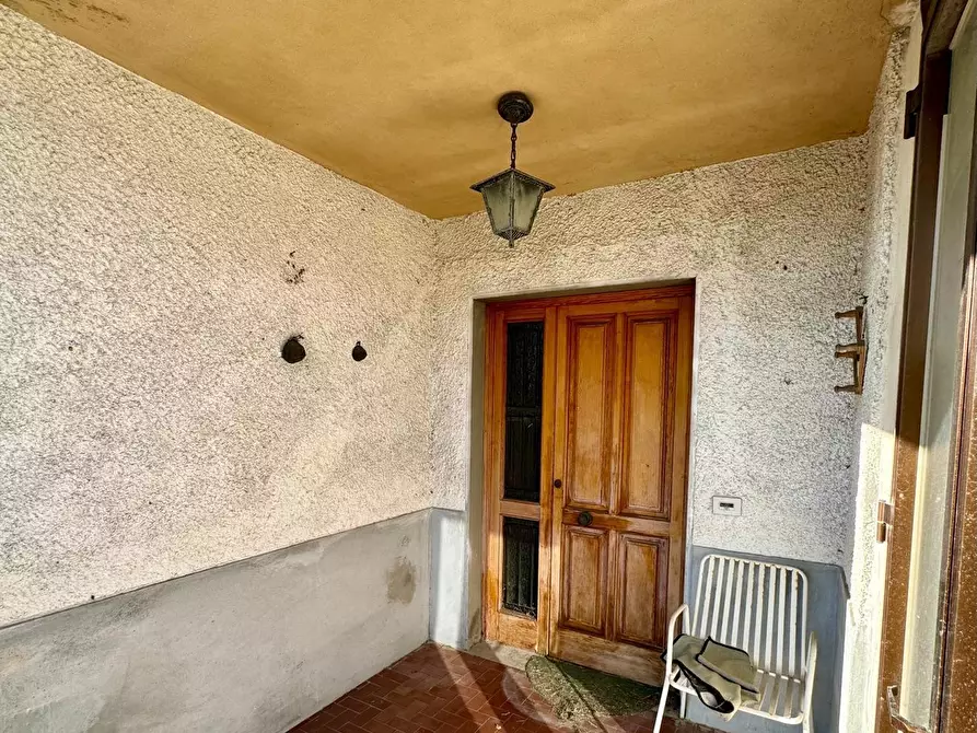 Immagine 9 di Casa indipendente in vendita  a Lucca