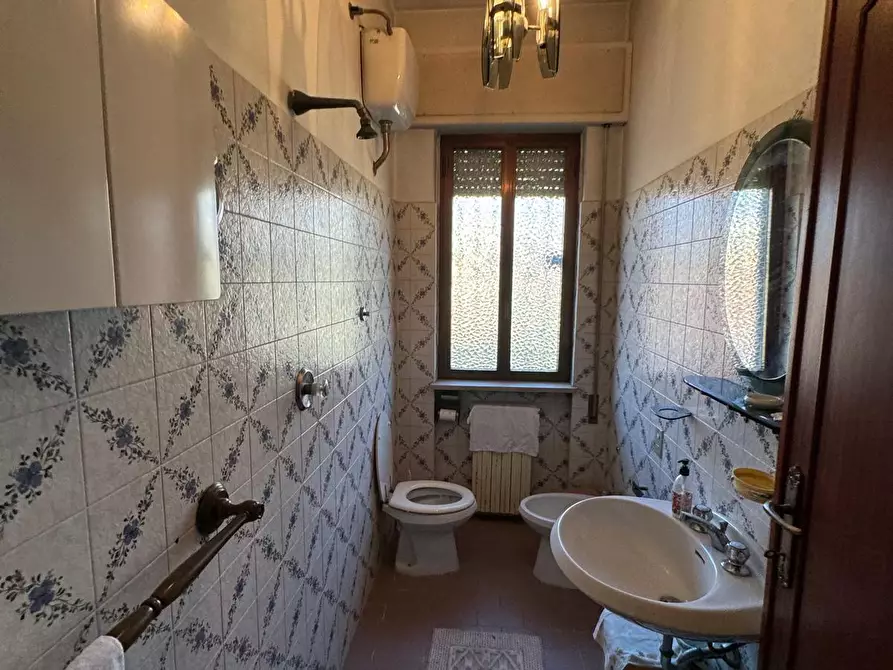 Immagine 19 di Casa indipendente in vendita  a Lucca