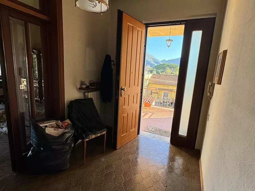 Immagine 28 di Casa indipendente in vendita  a Lucca