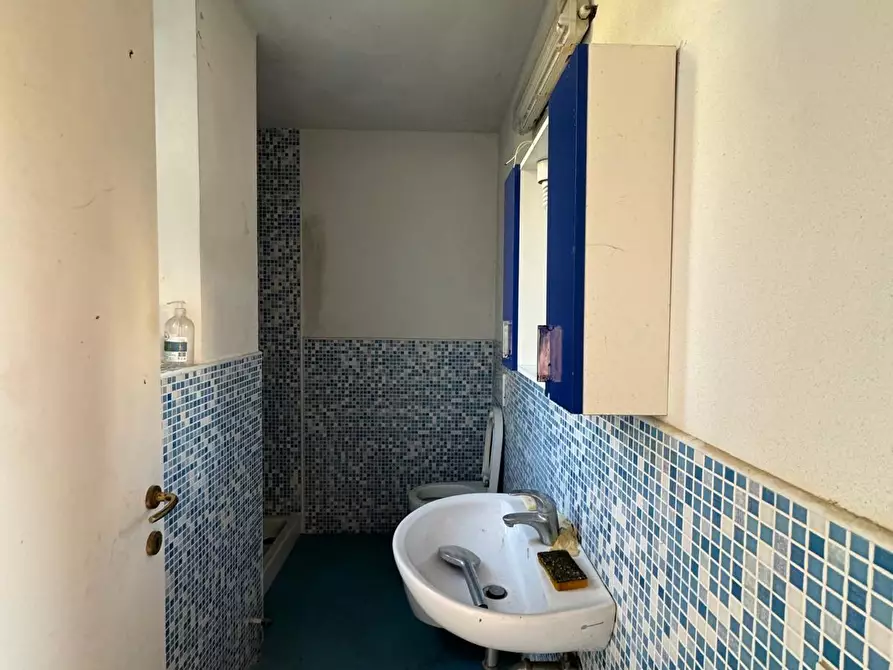 Immagine 26 di Casa indipendente in vendita  a Lucca