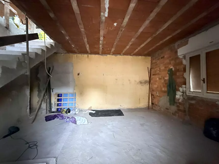 Immagine 3 di Casa indipendente in vendita  a Camaiore