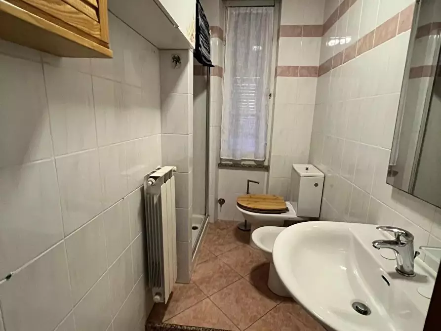 Immagine 5 di Appartamento in vendita  a La Spezia