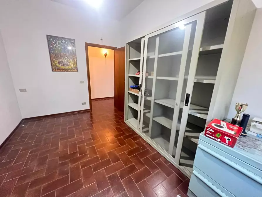 Immagine 11 di Appartamento in vendita  a Poggibonsi