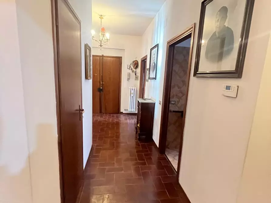 Immagine 23 di Appartamento in vendita  a Poggibonsi