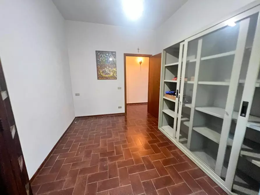 Immagine 9 di Appartamento in vendita  a Poggibonsi