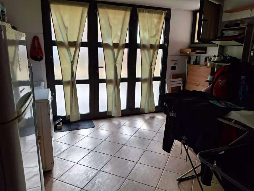 Immagine 25 di Appartamento in vendita  a Capraia E Limite