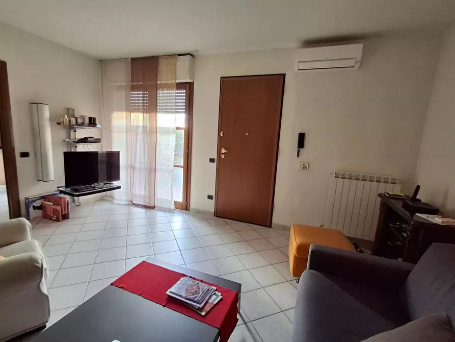 Immagine 9 di Appartamento in vendita  a Capraia E Limite