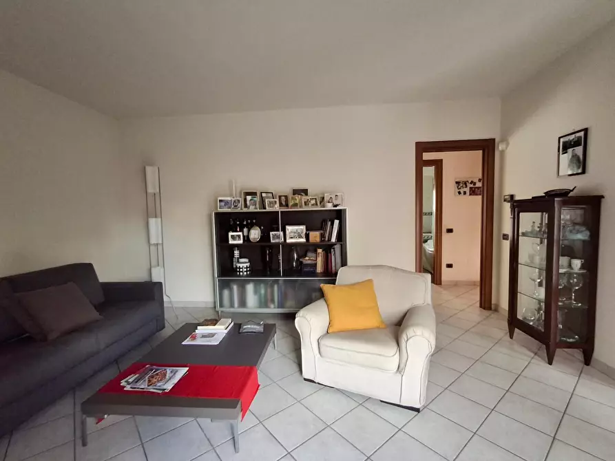 Immagine 3 di Appartamento in vendita  a Capraia E Limite