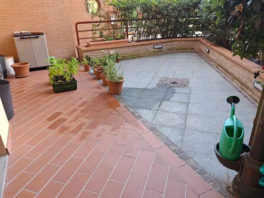 Immagine 27 di Appartamento in vendita  a Capraia E Limite