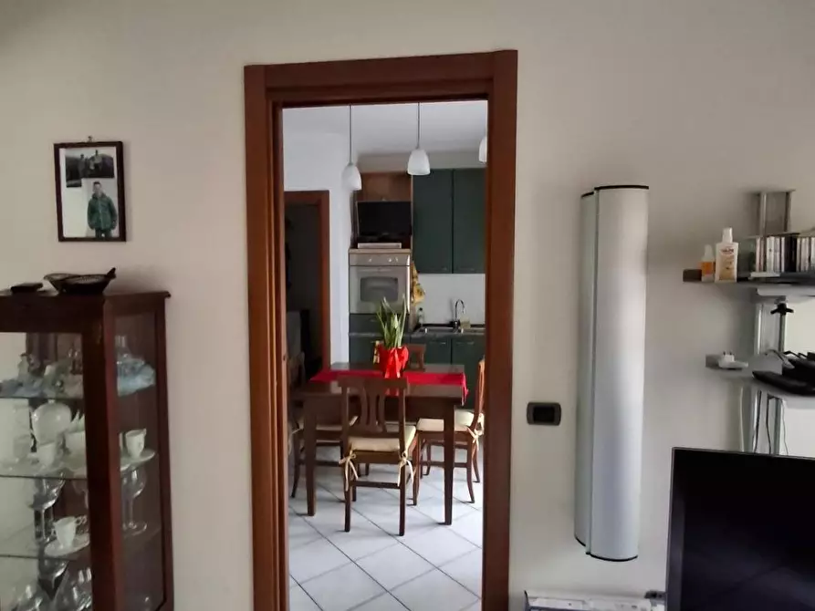 Immagine 6 di Appartamento in vendita  a Capraia E Limite