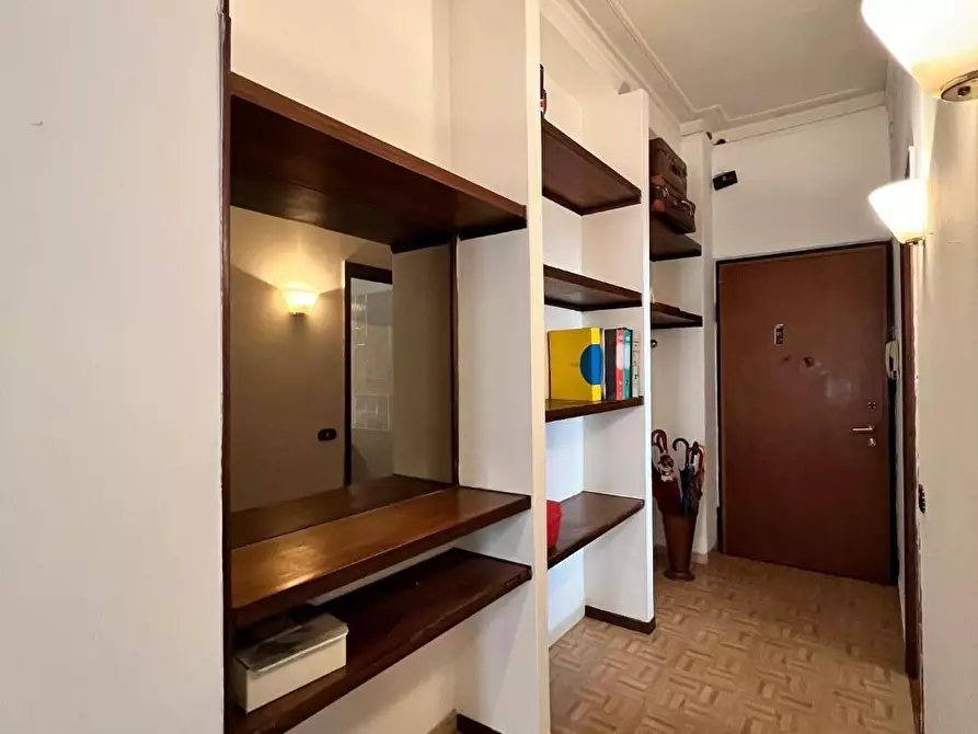 Immagine 17 di Appartamento in vendita  a La Spezia