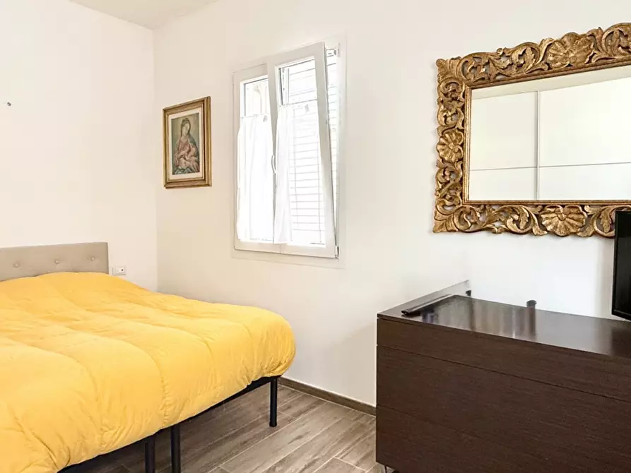 Immagine 16 di Casa bifamiliare in vendita  a Camaiore