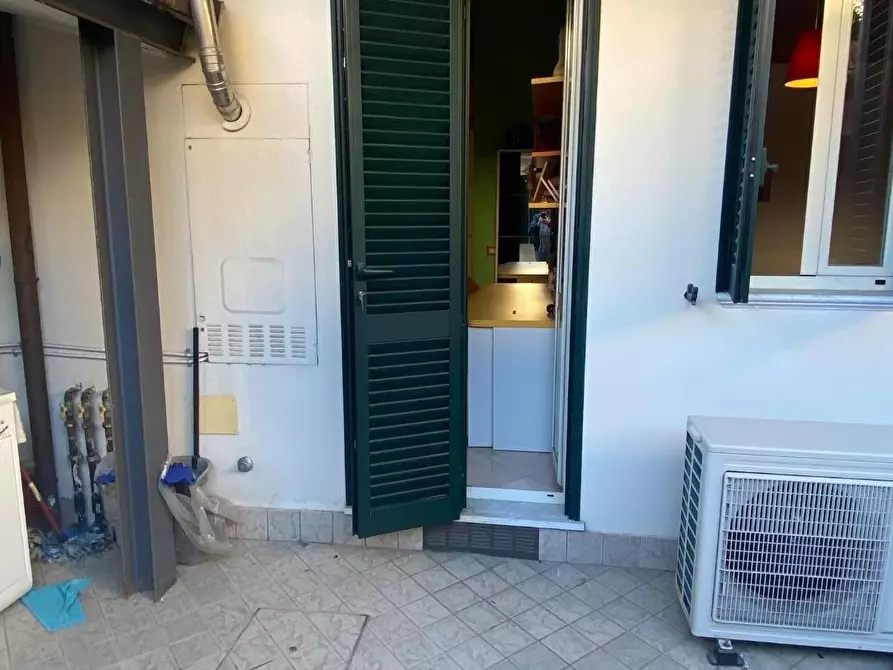 Immagine 23 di Appartamento in vendita  a Viareggio