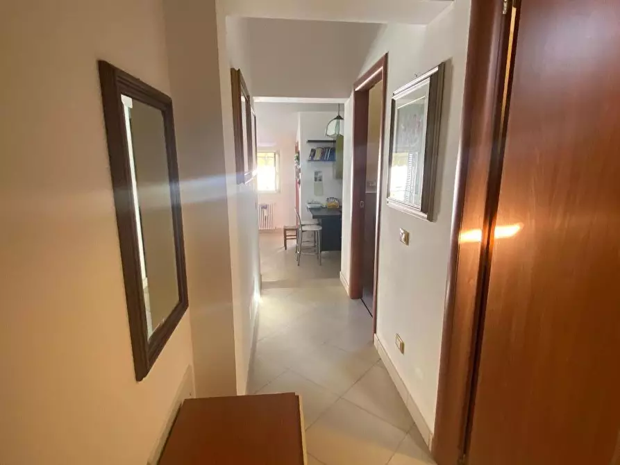 Immagine 52 di Appartamento in vendita  a Viareggio