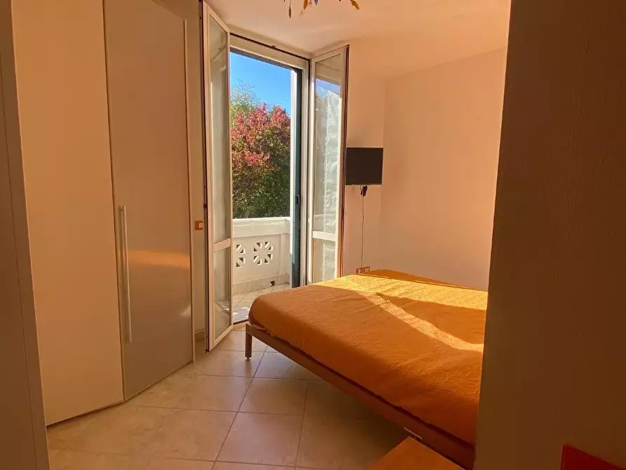Immagine 6 di Appartamento in vendita  a Viareggio