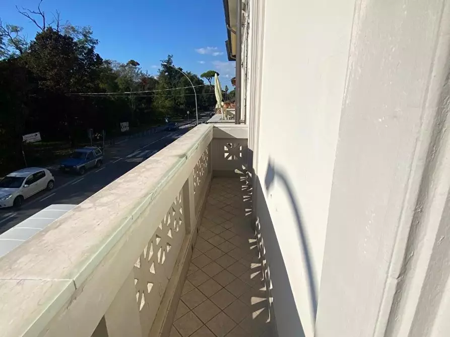 Immagine 33 di Appartamento in vendita  a Viareggio