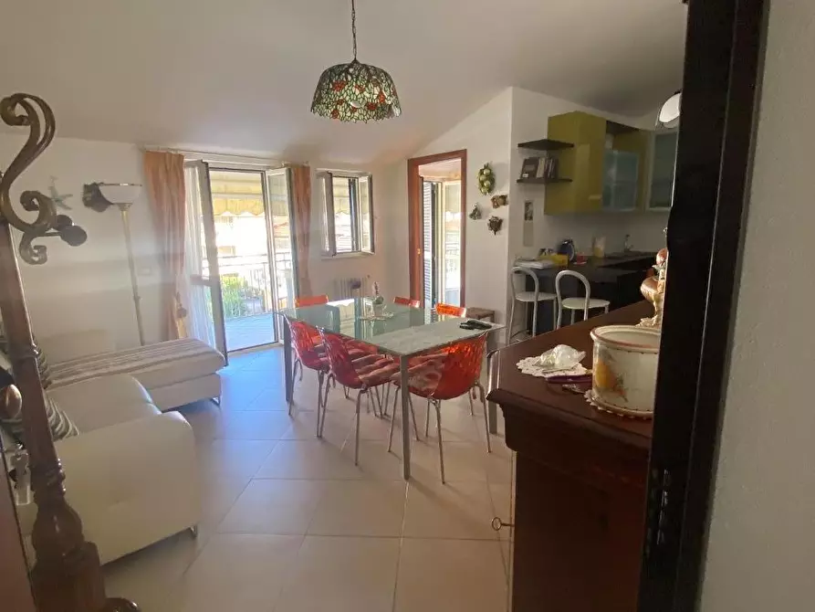 Immagine 46 di Appartamento in vendita  a Viareggio