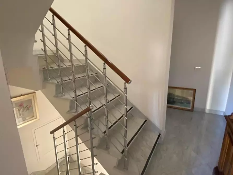 Immagine 4 di Appartamento in vendita  a Viareggio