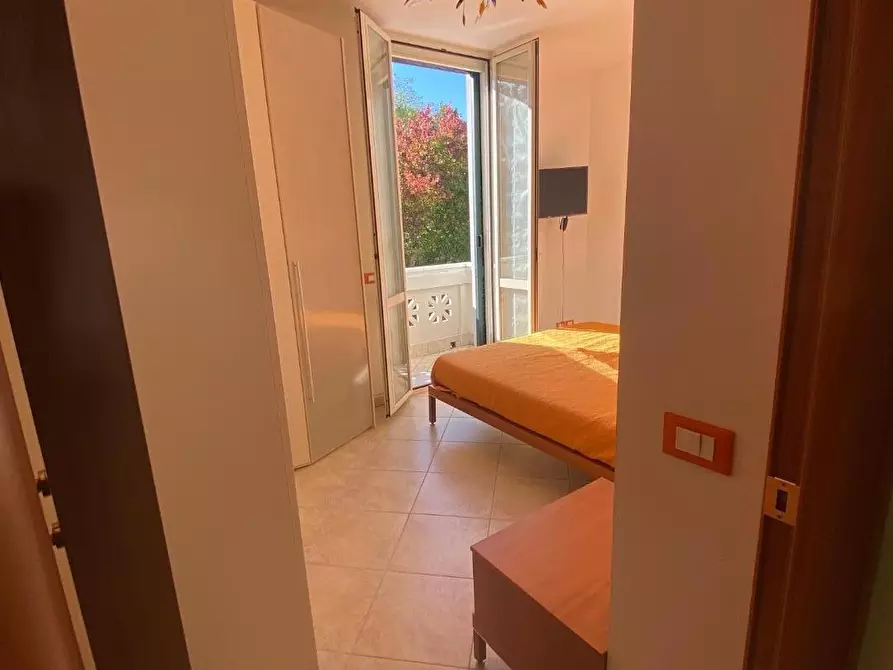 Immagine 12 di Appartamento in vendita  a Viareggio