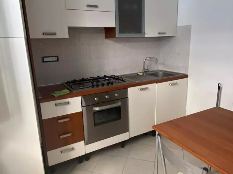 Immagine 26 di Appartamento in vendita  a Viareggio