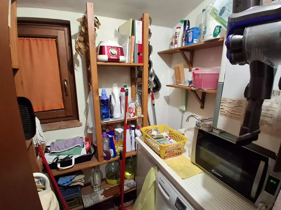 Immagine 7 di Rustico / casale in vendita  a Capannori