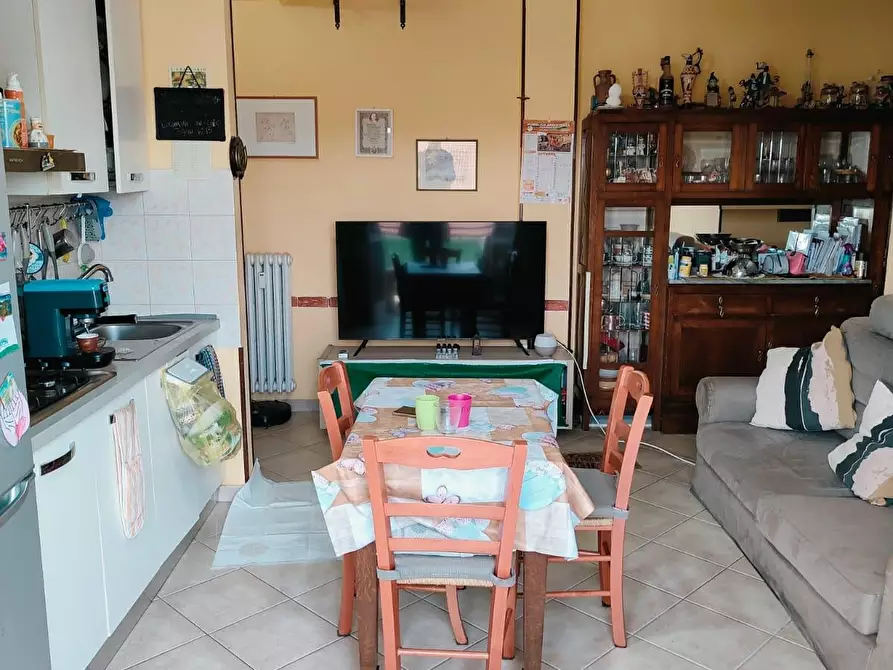 Immagine 4 di Appartamento in vendita  a Livorno